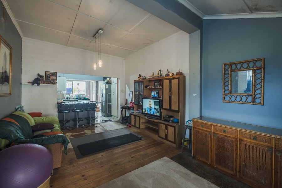 3 Bedroom Property for Sale in Vredehoek Western Cape